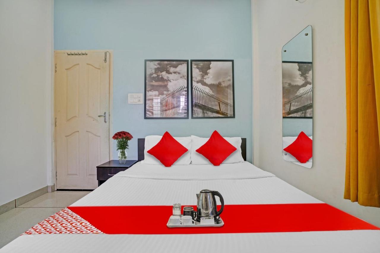 Oyo Thykoodam Sleep Inn Kochi Екстер'єр фото